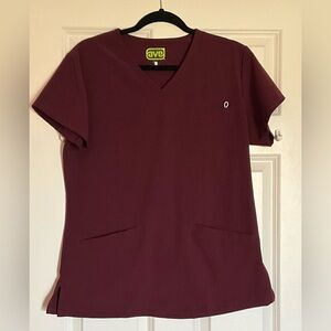 Maroon Scrub Set - AVE Berkeley top and Ocean Ave bottoms Size Medium - NWOT